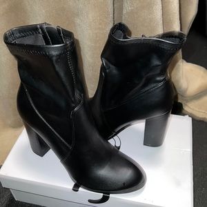 FN zip up faux leather boots size 8.5 - Good condition Never worn